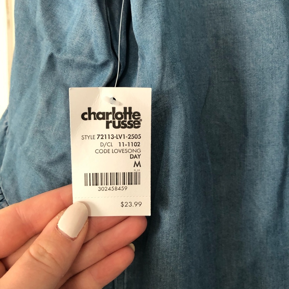 🌟2/$10🌟 Chambray Denim Bell Sleeve Top - Picture 6 of 6